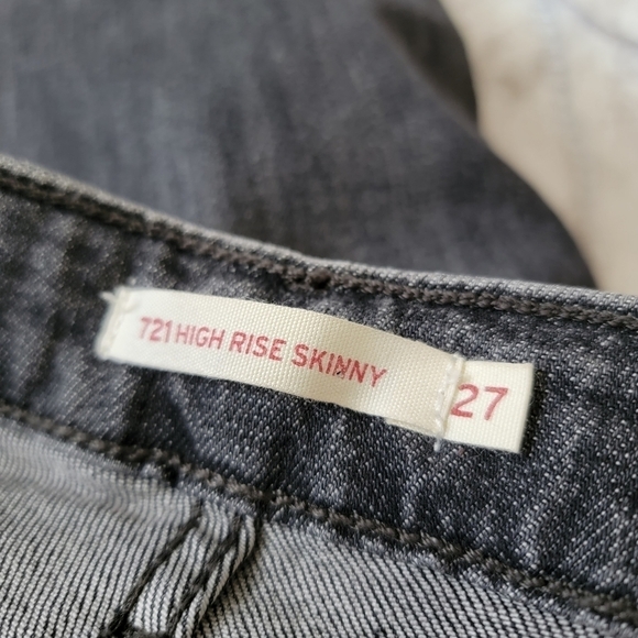 Levis 721 High Rise Skinny Gray Distressed Jeans Size W27 L32 - Picture 9 of 16